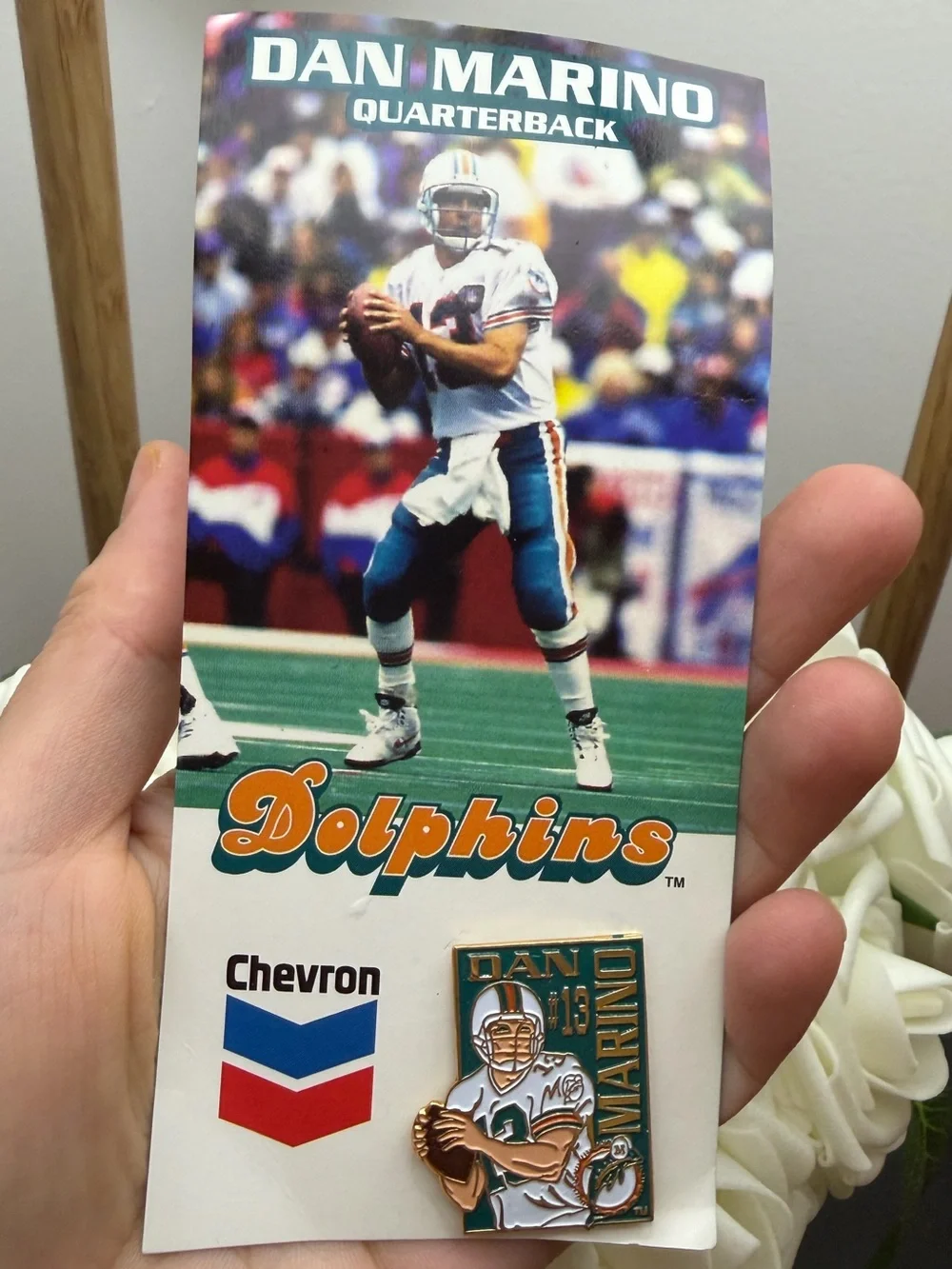 Dan Marino Dolphins Pin and Card